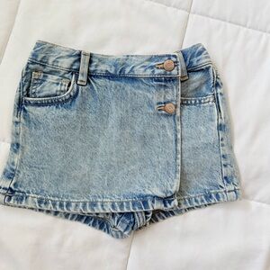 GAP Light Blue Denim Skorts